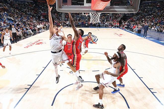 博格丹诺维奇爆发助快船惨败鹈鹕 替补席成关键