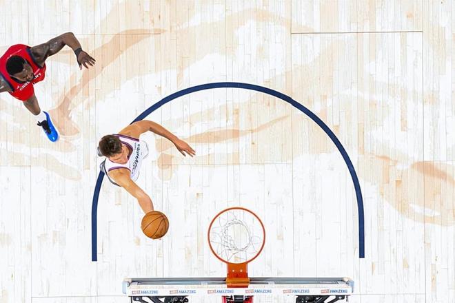 博格丹诺维奇爆发助快船惨败鹈鹕 替补席成关键