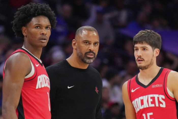 范弗利特复出遭多方劝阻 火箭队权衡阵容调整