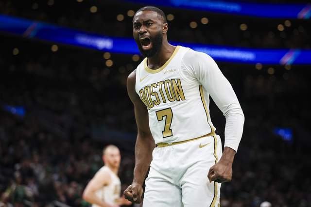 凯尔特人2-1领先76人，主场迎战关键战塔图姆与马